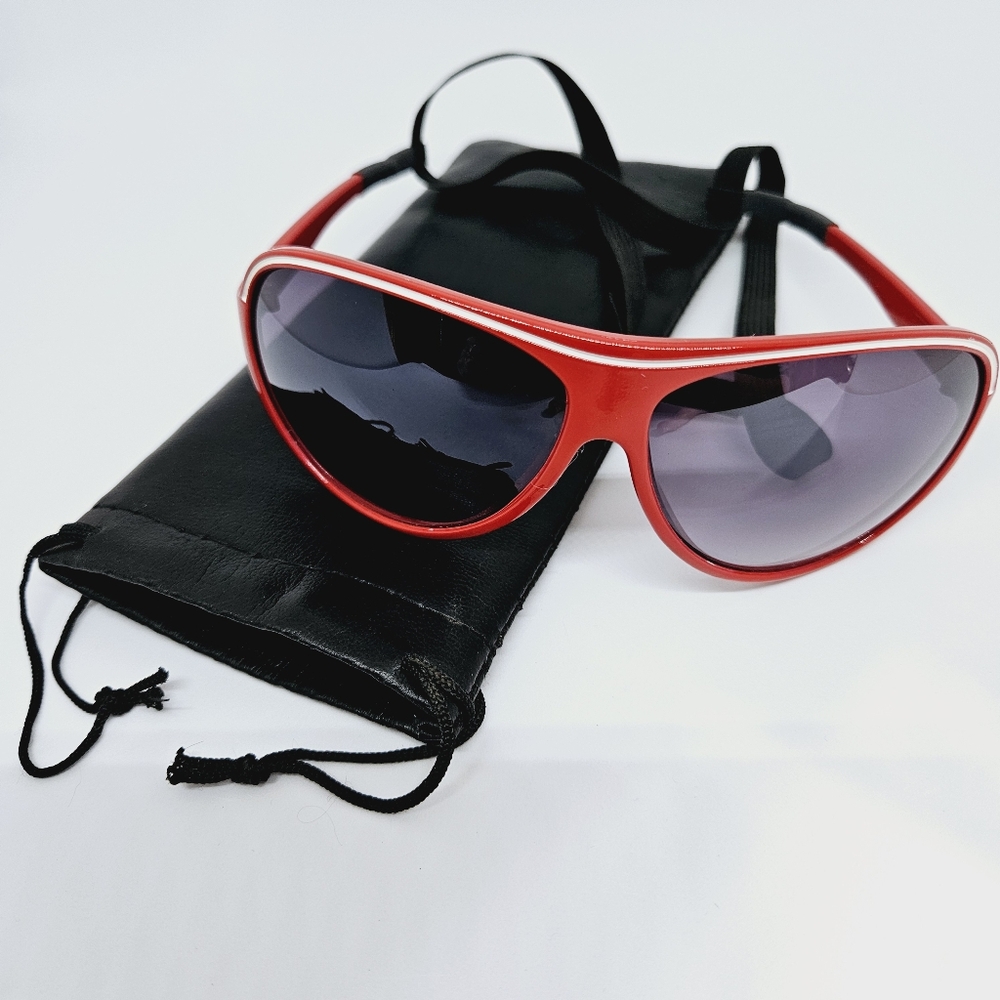 Doggie Shades - Sunglasses For Medium Sized Dogs With Adjustable Strap